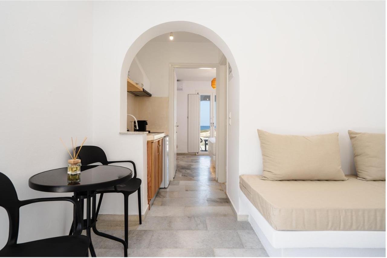 Celestial Seaview Apartments- Ariadne Naxos City Экстерьер фото